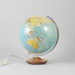 548576 Earth globe